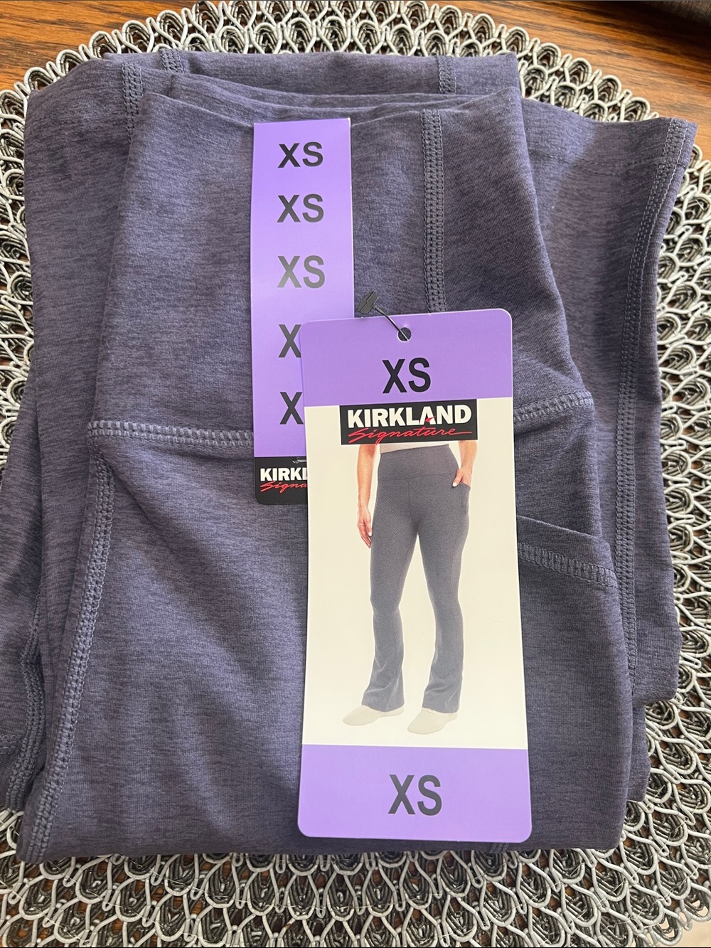Kirkland Signature Women’s XS Grey Leggings